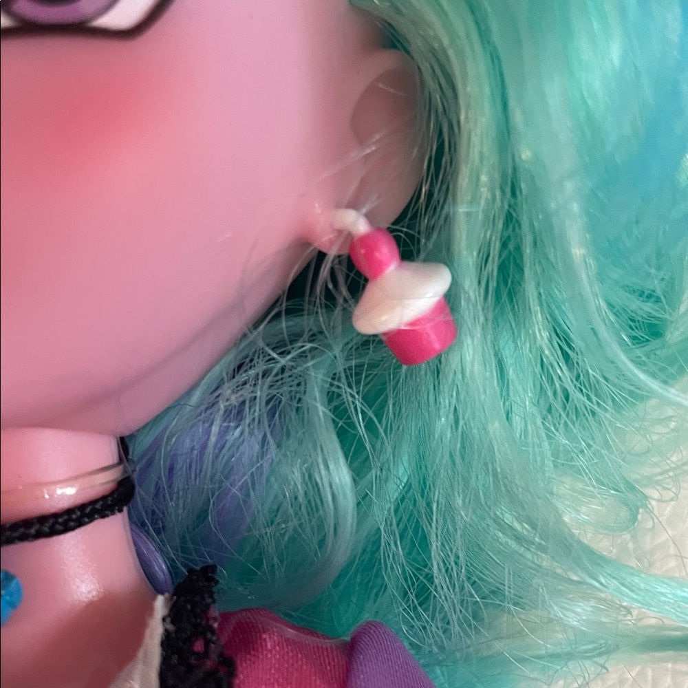 Disney Parks Exclusive Mad Hatter Doll - Picture 6 of 10